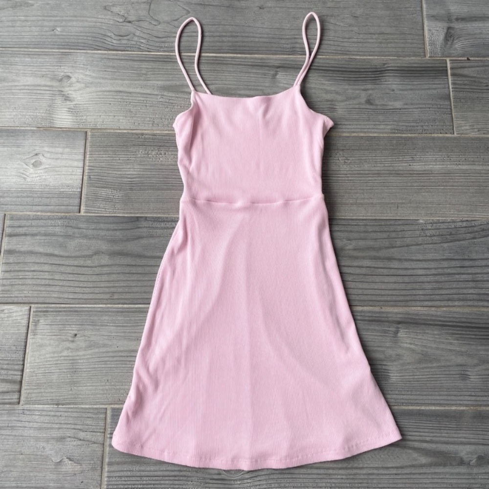 Aritzia Wilfred Free Pink Ribbed Dress
